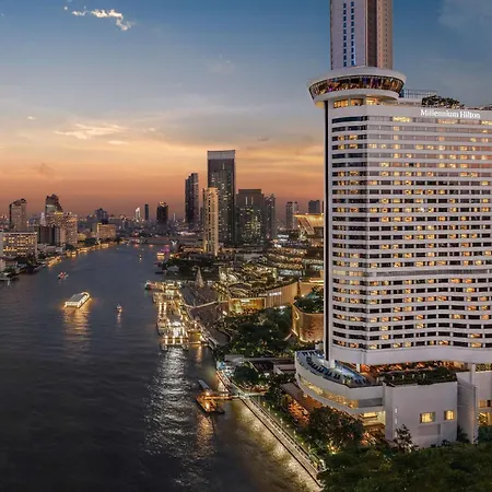 Millennium Hilton Bangkok Hotel