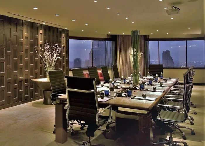 Millennium Hilton Hotel