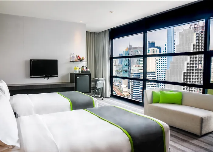 Millennium Hilton Hotel 5*