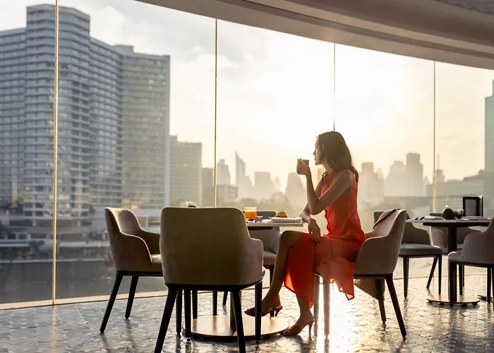 Millennium Hilton 5*