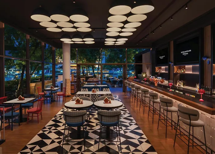 Hotel Millennium Hilton 5*
