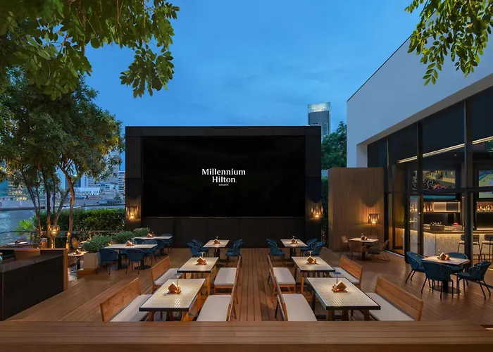 Hotel Millennium Hilton Bangkok