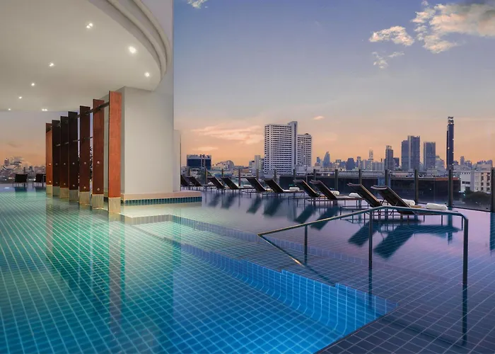 Hotel Millennium Hilton 5*