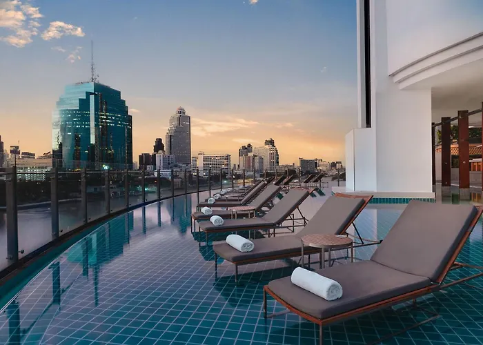 Millennium Hilton Hotel 5*